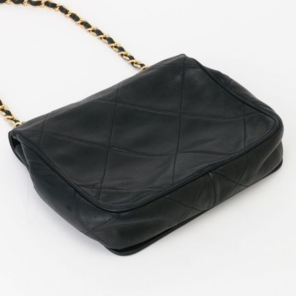 Chanel Matelasse Chain Shoulder Lambskin Leather Black Gold Shoulder Bag - Picture 2 of 4